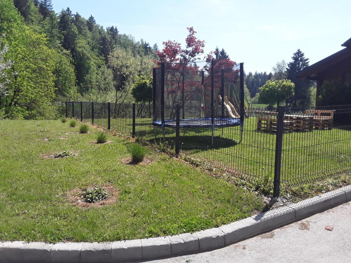 Apartmaji Tisa In Zana Rovte Εξωτερικό φωτογραφία